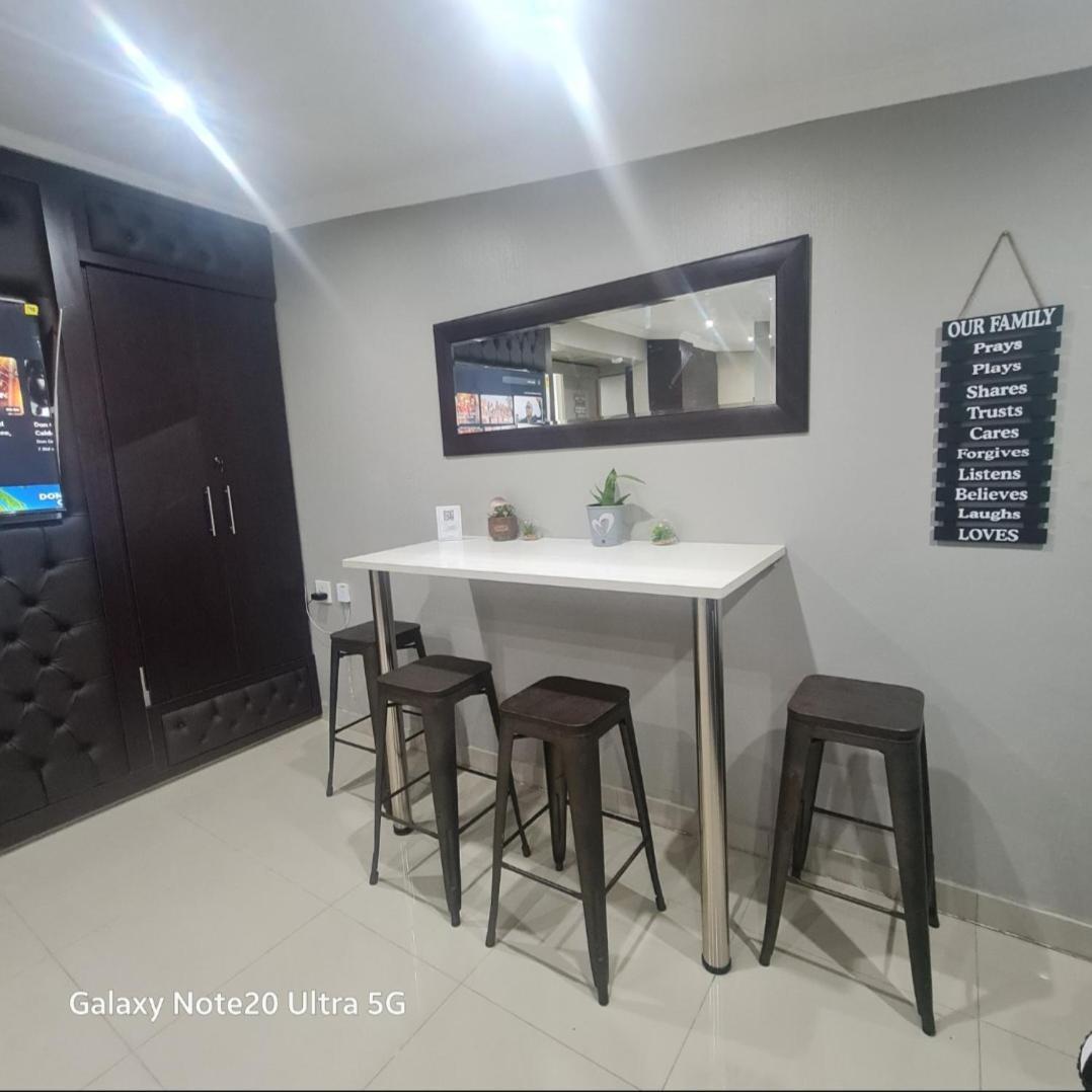 Shakas Rock 20 Apartment Ballito
